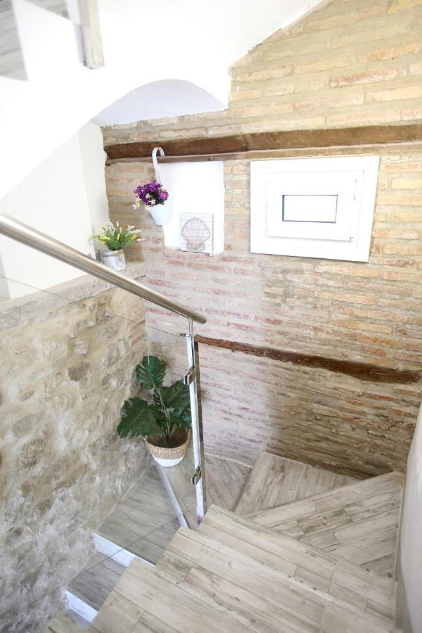 La Casita Del Laurel Casa Entera By Apartamentos Logrono Luaran gambar